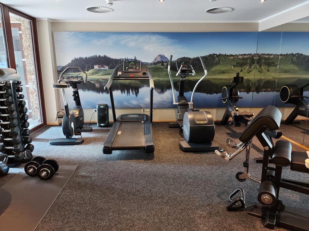 Alpenparks Hotel & Apartment Arlberg Warth Mit Pool Εξωτερικό φωτογραφία