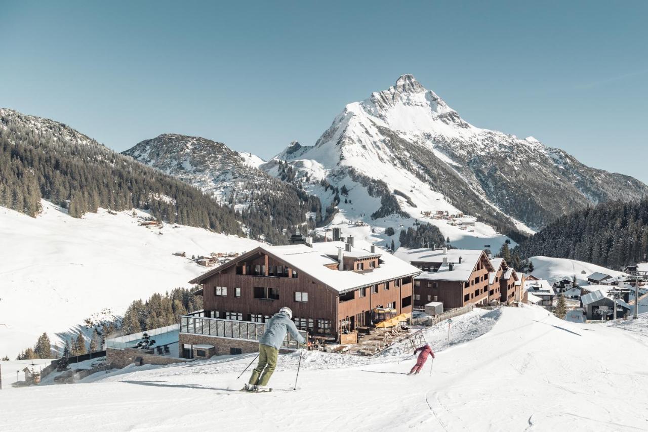 Alpenparks Hotel & Apartment Arlberg Warth Mit Pool Εξωτερικό φωτογραφία