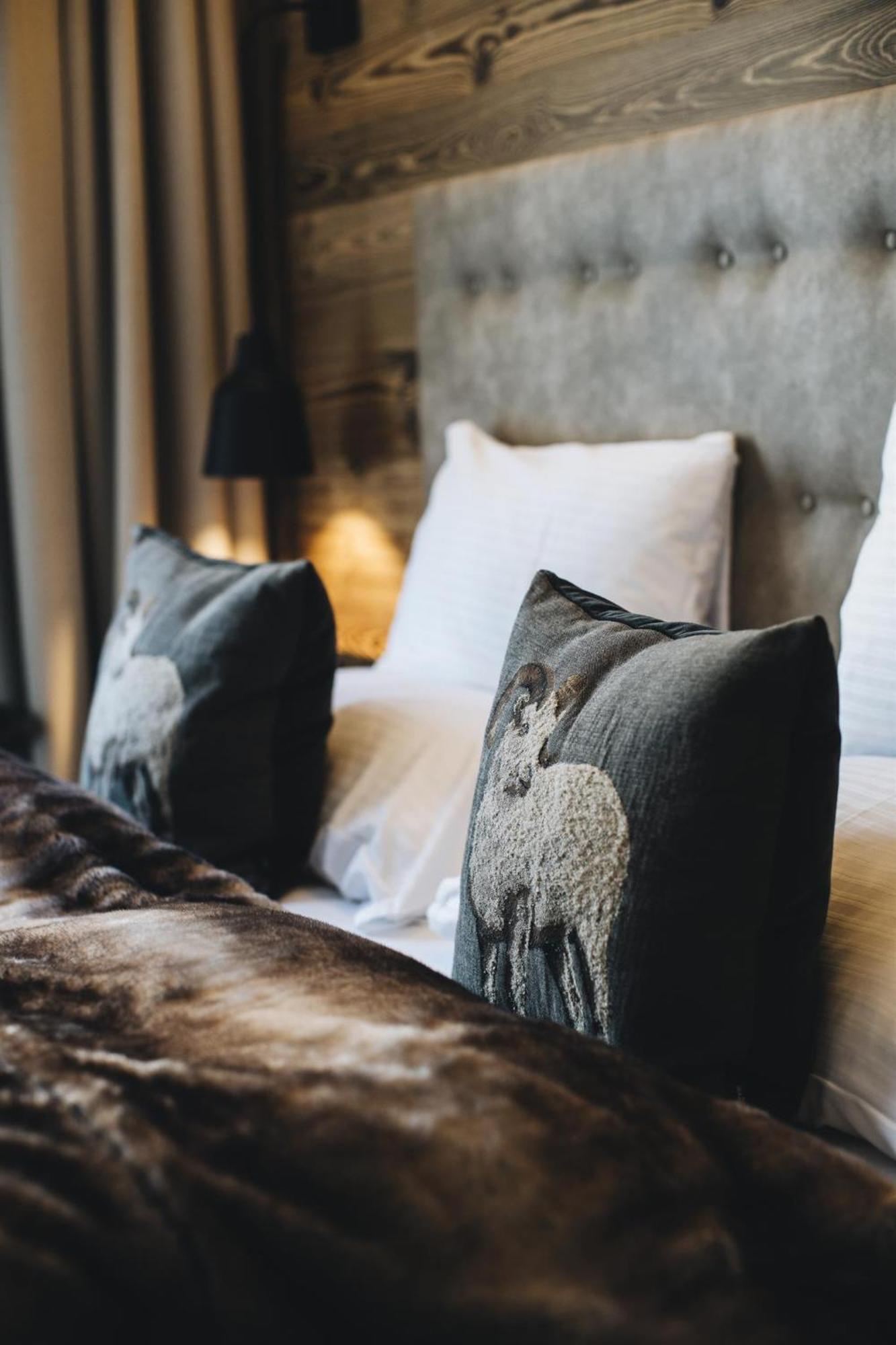 Alpenparks Hotel & Apartment Arlberg Warth Mit Pool Εξωτερικό φωτογραφία