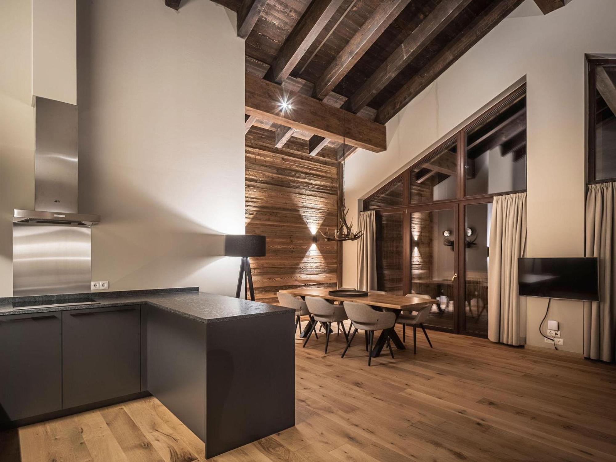 Alpenparks Hotel & Apartment Arlberg Warth Mit Pool Εξωτερικό φωτογραφία