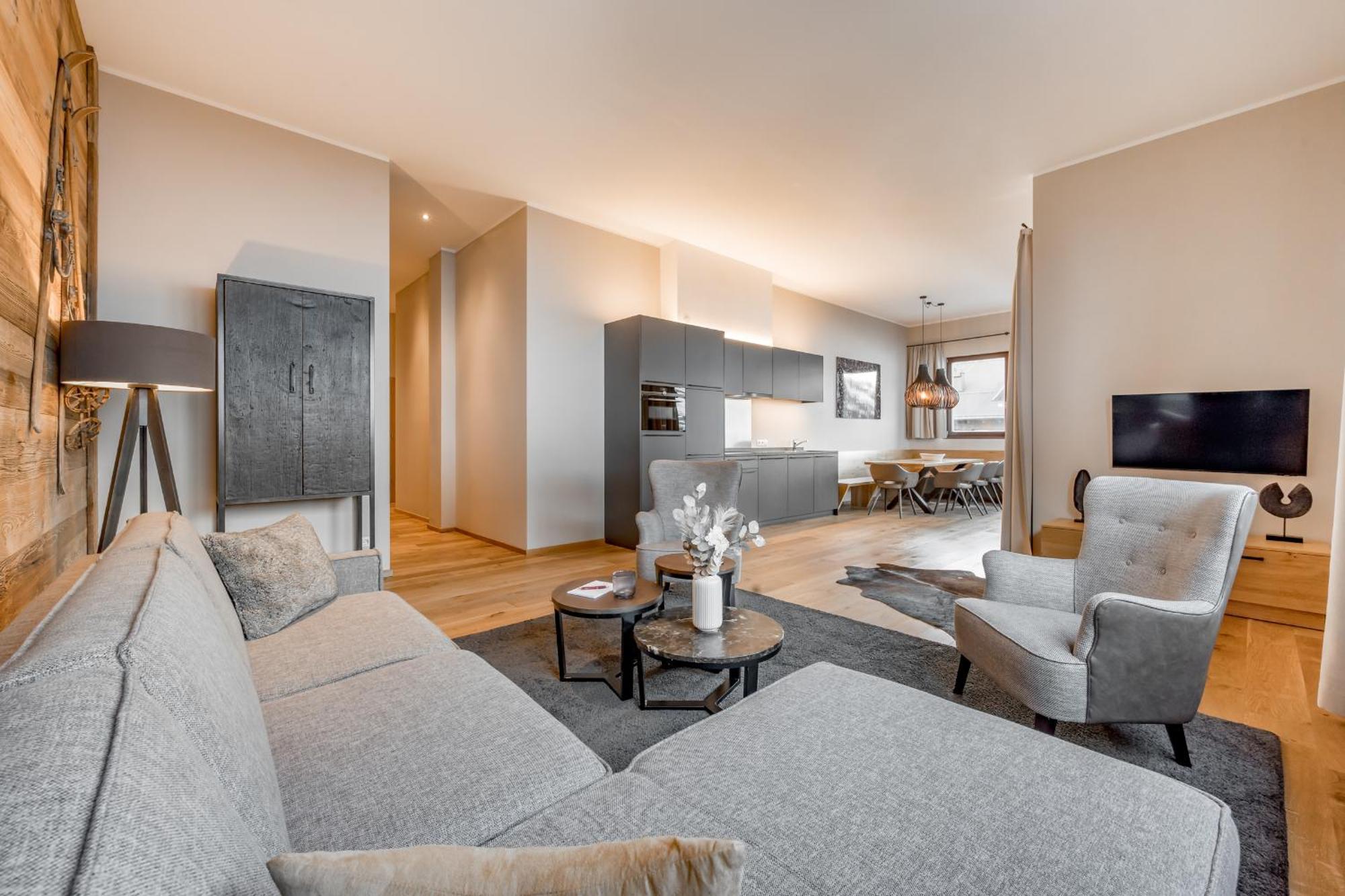 Alpenparks Hotel & Apartment Arlberg Warth Mit Pool Εξωτερικό φωτογραφία