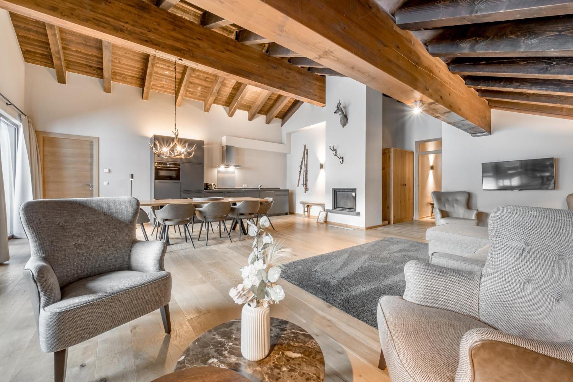 Alpenparks Hotel & Apartment Arlberg Warth Mit Pool Εξωτερικό φωτογραφία