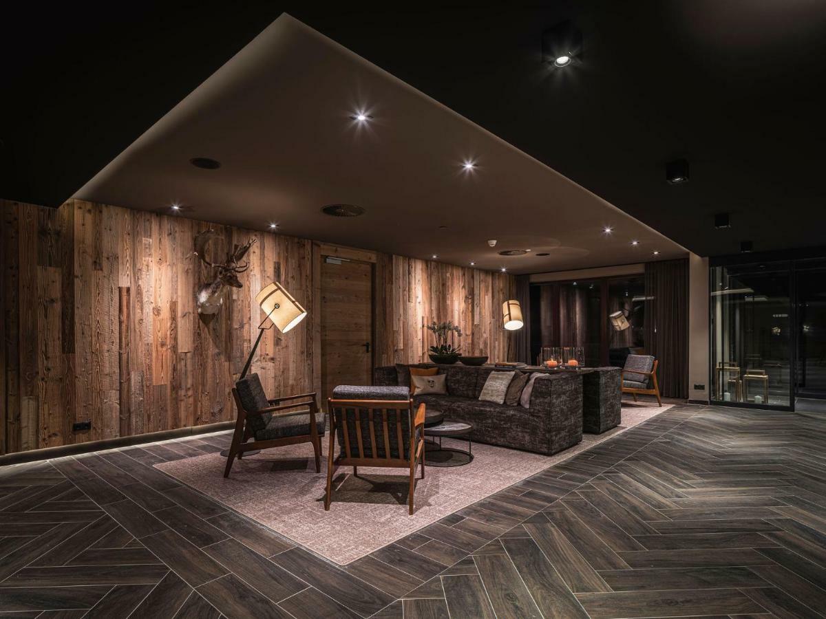 Alpenparks Hotel & Apartment Arlberg Warth Mit Pool Εξωτερικό φωτογραφία